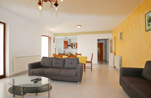 Vrsar Apartment | Apartment Davorka, (15373), Vrsar, Croatia