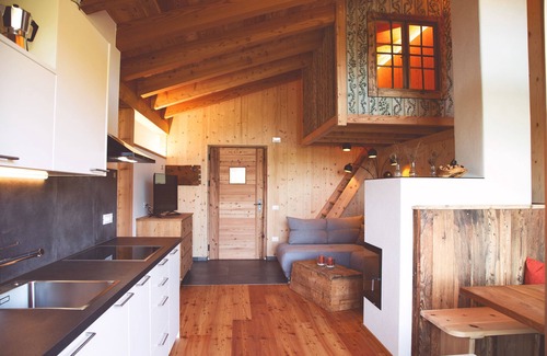 San Pancrazio Apartment | Apartment 'Die Jocherin' with Mountain View, Private Terrace and Shared Garden