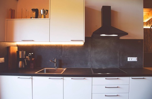 San Pancrazio Apartment | Apartment 'Die Jocherin' with Mountain View, Private Terrace and Shared Garden