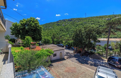 Veljun Primorski Apartment | Apartment Dijana (62512-A1) - Senj