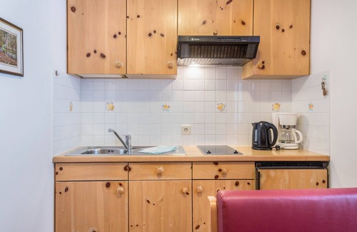 San Cassiano Apartment | Apartment "Dolomieu 29" with Mountain View, Wi-Fi & Balcony