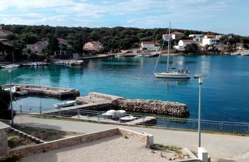 Jakisnica Apartment | Apartment Dora 1 Jakišnica