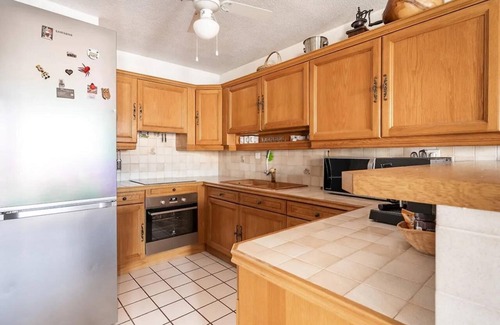 Saint-Aygulf Apartment | Apartment 'Duplex Appartement 300m De La Mer' with Balcony, Wi-Fi and Air Conditioning