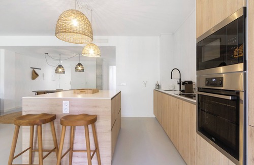 Benahavis Apartment | Apartment 'El Lago 2 Bedrooms' with Mountain View, Wi-Fi and Air Conditioning