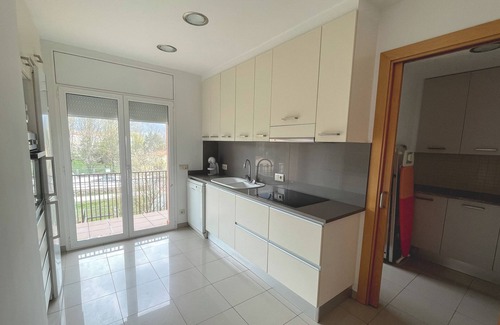 Sant Esteve d'en Bas Apartment | Apartment with mountain views