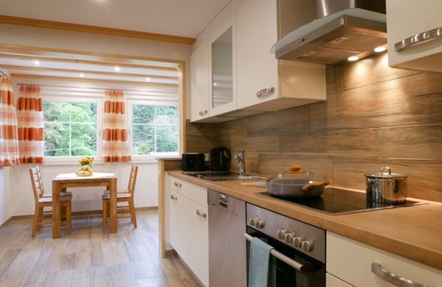 Wolfach - Saint Roman Apartment | Apartment 'Eulennest' with Shared Pool, Private Terrace and Wi-Fi