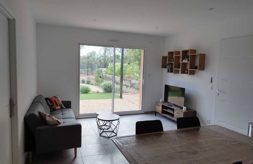 La Motte Apartment | Apartment F3 center La Motte