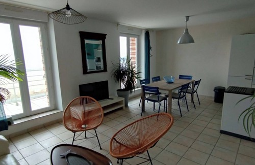 Quiberon Apartment | apartment facing the sea, new, facing south.