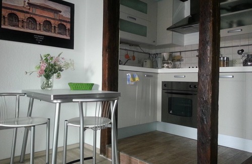Erfurt Old Town Apartment | Apartment-Family-Private Bathroom-W2