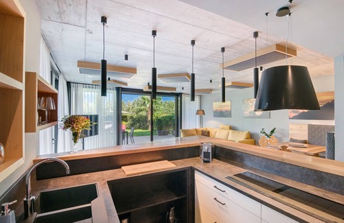 Marlengo Apartment | Apartment 'Faselehof Ivy' with Mountain View, Shared Pool and Wi-Fi