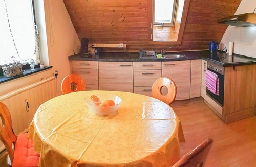 Oberkirch Apartment | Apartment 'Ferienwohnung Susi' with Mountain View, Balcony and Wi-Fi