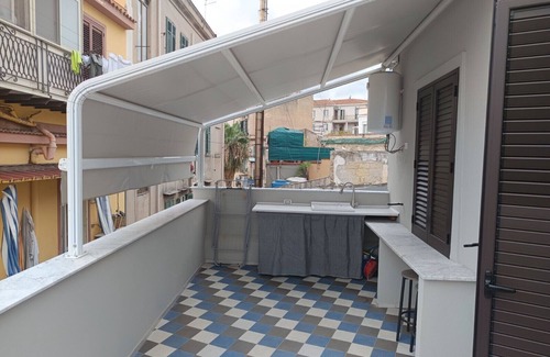 Borgo Vecchio Apartment | Apartment 'Fiorelli 17 - Monovano' with Private Terrace and Wi-Fi