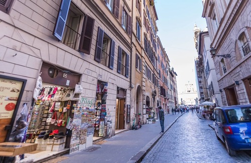 Rione XIV Borgo Apartment | Apartment FLAVIO 4 SLEEPS 80SQM