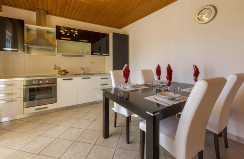 Povile Apartment | Apartment for 5 persons approx. 85 qm in Povile, Kvarner Bay (Primorje-Gorski County)