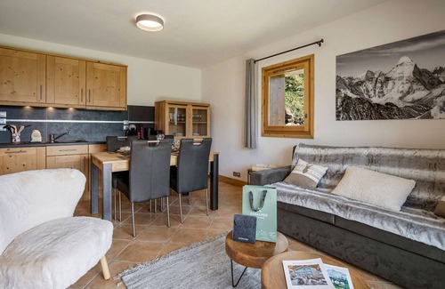 Bisanne 1500 Apartment | Apartment for 6 people in Bisanne 1500 with parking included