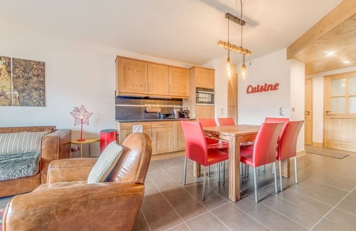 Champagny-en-Vanoise Apartment | Apartment "Balcon Etoilé" for 6 people - Ski in/Paradiski