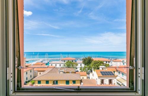San Vincenzo Apartment | Apartment Franca by Interhome