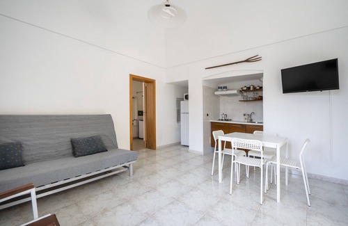 Impalata Apartment | Apartment 'Gelso' with Shared Pool, Private Terrace and Wi-Fi