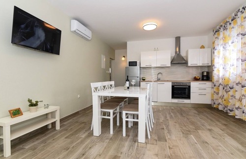 Poljica Apartment | Apartment Gordana Mar (10889-A2) - Vrsi (Zadar)
