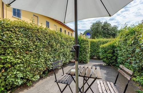 Vinci Apartment | Apartment 'Granaio' with Shared Pool, Wi-Fi and Air Conditioning