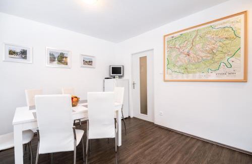 Tatranska Lomnica Apartment | Apartment Gudi