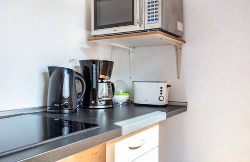 Mitte Apartment | Apartment 'Holiday Apartment for up to 2 People' with Wi-Fi