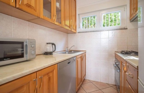 Jadranovo Apartment | Apartment Iris by Interhome