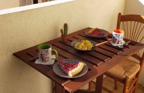 7th Arrondissement Apartment | Apartment ideally located to enjoy Marseille center and sea