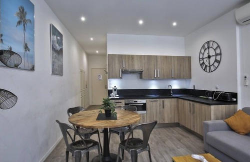 Carabacel Apartment | Apartment ideally located in the heart of old Nice