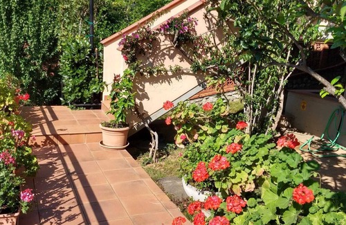 Porto Azzurro Apartment | Apartment 'Il Porto' Near the Beach with Balcony, Terrace & Garden