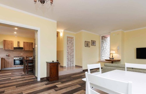 Corno Apartment | Apartment in 2 steps from Garda and Lake