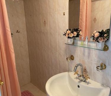 Chocerady Apartment | Apartment in a family home