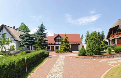 Bytow Apartment | Apartment in a fantastic location just 20 m from Lake Boruja in Rekowo