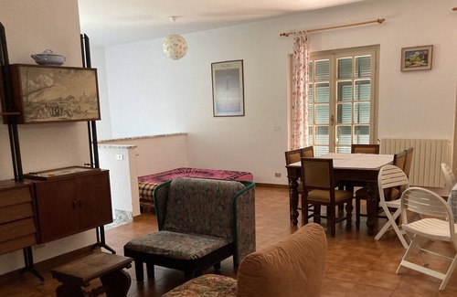 Bardino Vecchio House | Apartment in a three-family villa