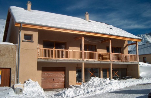 Villar-d'Arene Apartment | Apartment in a mountain chalet, Villar d'Arène, Pays de la Meije/col du Galibier