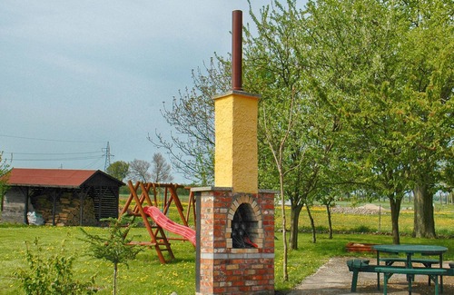 Zakrzewo Cottage | Apartment in a stylish house in the countryside - 5 km from the sea