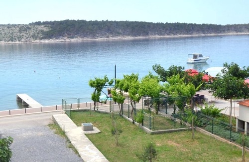 Barbat na Rabu Apartment | Apartment in Barbat with Seaview, Air condition, WIFI, Washing machine (4956-1)