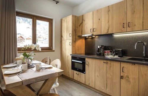 Beaufort Apartment | Apartment in Beaufort near Ski Slopes