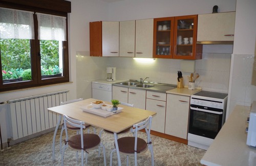 Zminj Apartment | Apartment in Croatia near Adriatic Coast