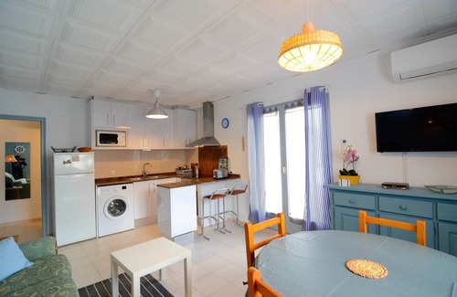 L'Escala Apartment | Apartment in Cala Montgó near the Beach