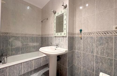 Castro Urdiales Apartment | Apartment in Cotolino