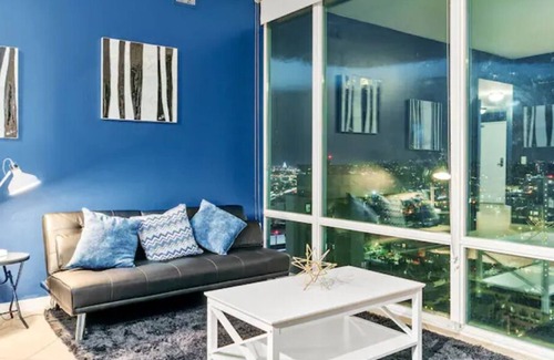 Cortez Hill Apartment | Apartment In Downtown San Diego- 2 Bedroom Highrise