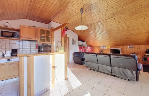 Saint-Jean-dʼAulps Apartment | APARTMENT IN INDIVIDUAL HOUSE WIFI - SAINT JEAN D'AULPS - 6/7 PEOLPLE - MONT VERT COTEAU