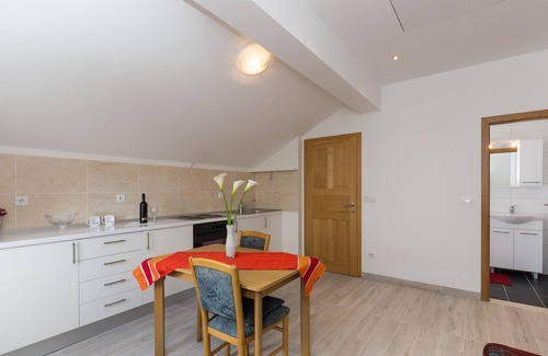 Mokosica Apartment | Apartment in Dubrovnik with swimming pool and sea view (A4)