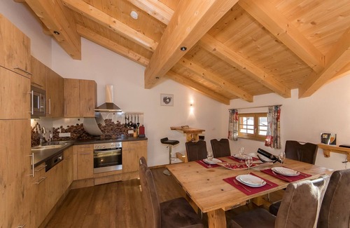 Kaprun Villa | Apartment in Kaprun ski-in ski-out slopes