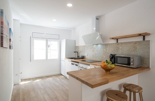 L'Escala Apartment | Apartment in L’Escala near Las Barcas Beach