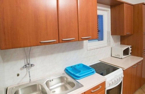 Lopar Apartment | Apartment in Lopar with Balcony, Air condition, WIFI (4739-2)