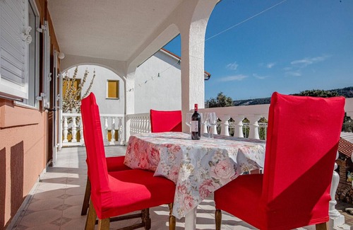 Lopar Apartment | Apartment in Lopar with Terrace, Air condition, WIFI, Washing machine (4360-3)