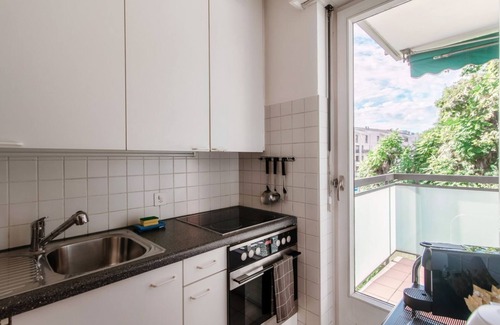 Massagno Apartment | Apartment in Massagno with balcony (Francobollo Studio)