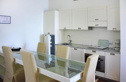 Meina Apartment | Apartment in my own with terrace